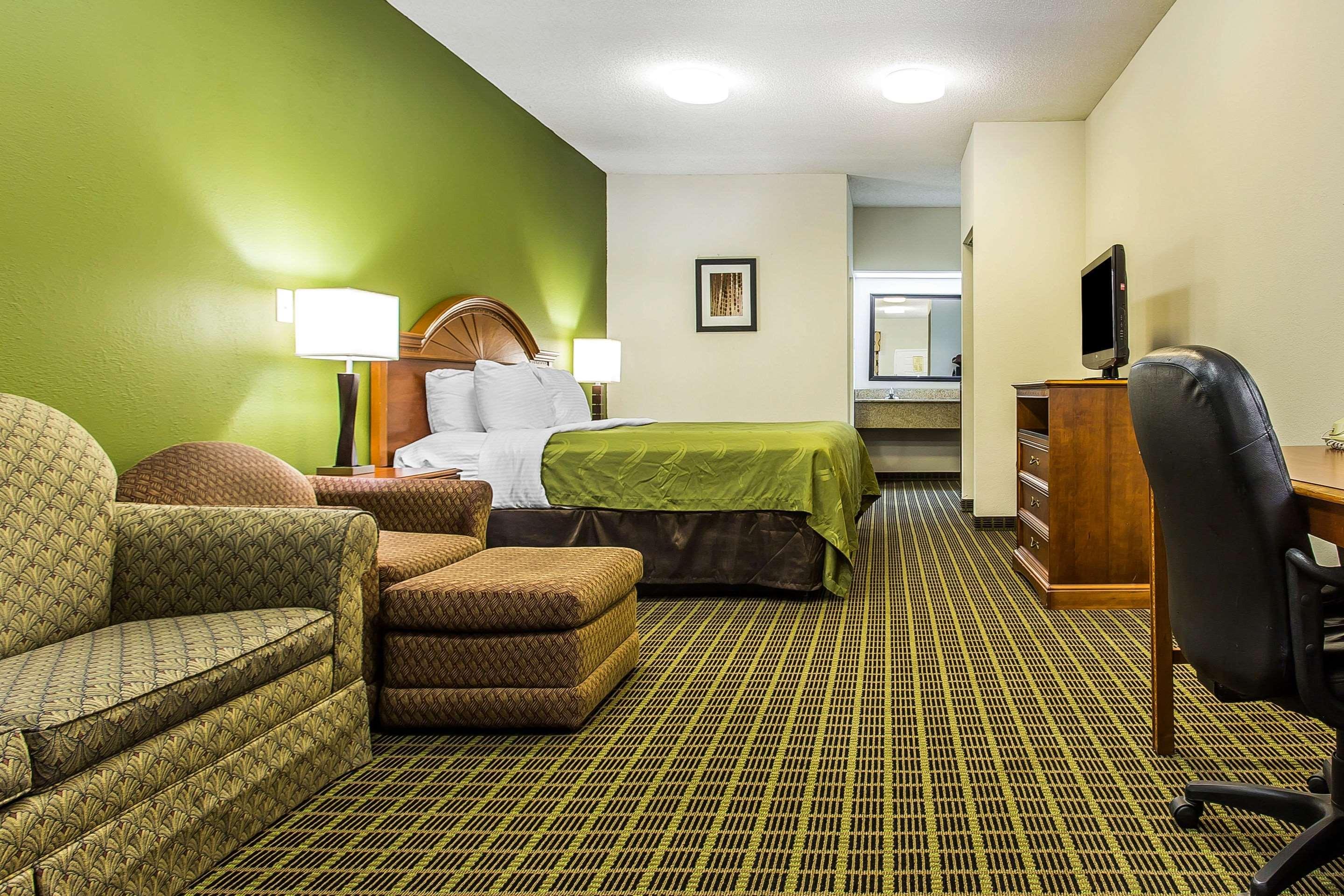 Quality Inn & Suites Orangeburg Zewnętrze zdjęcie