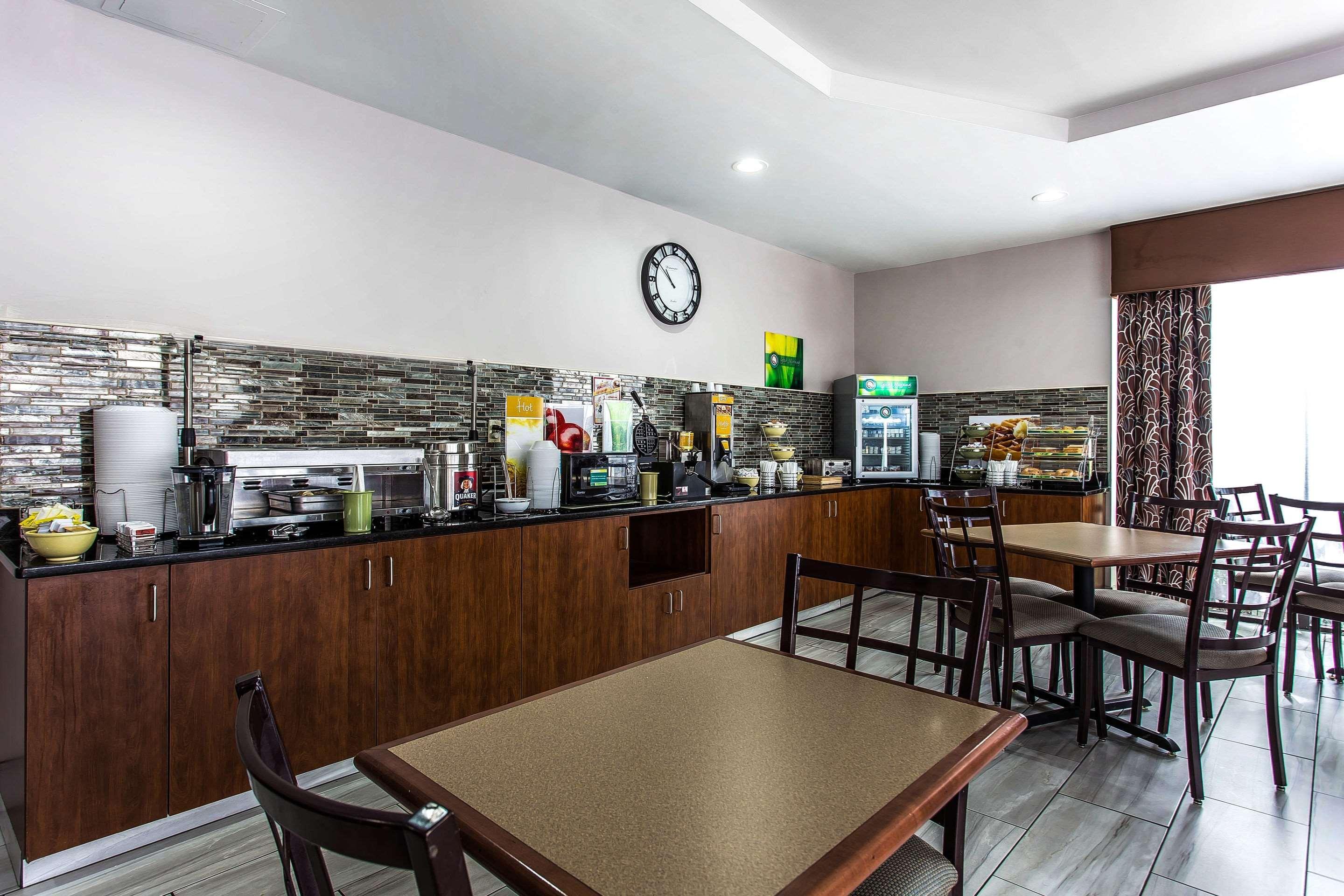 Quality Inn & Suites Orangeburg Zewnętrze zdjęcie