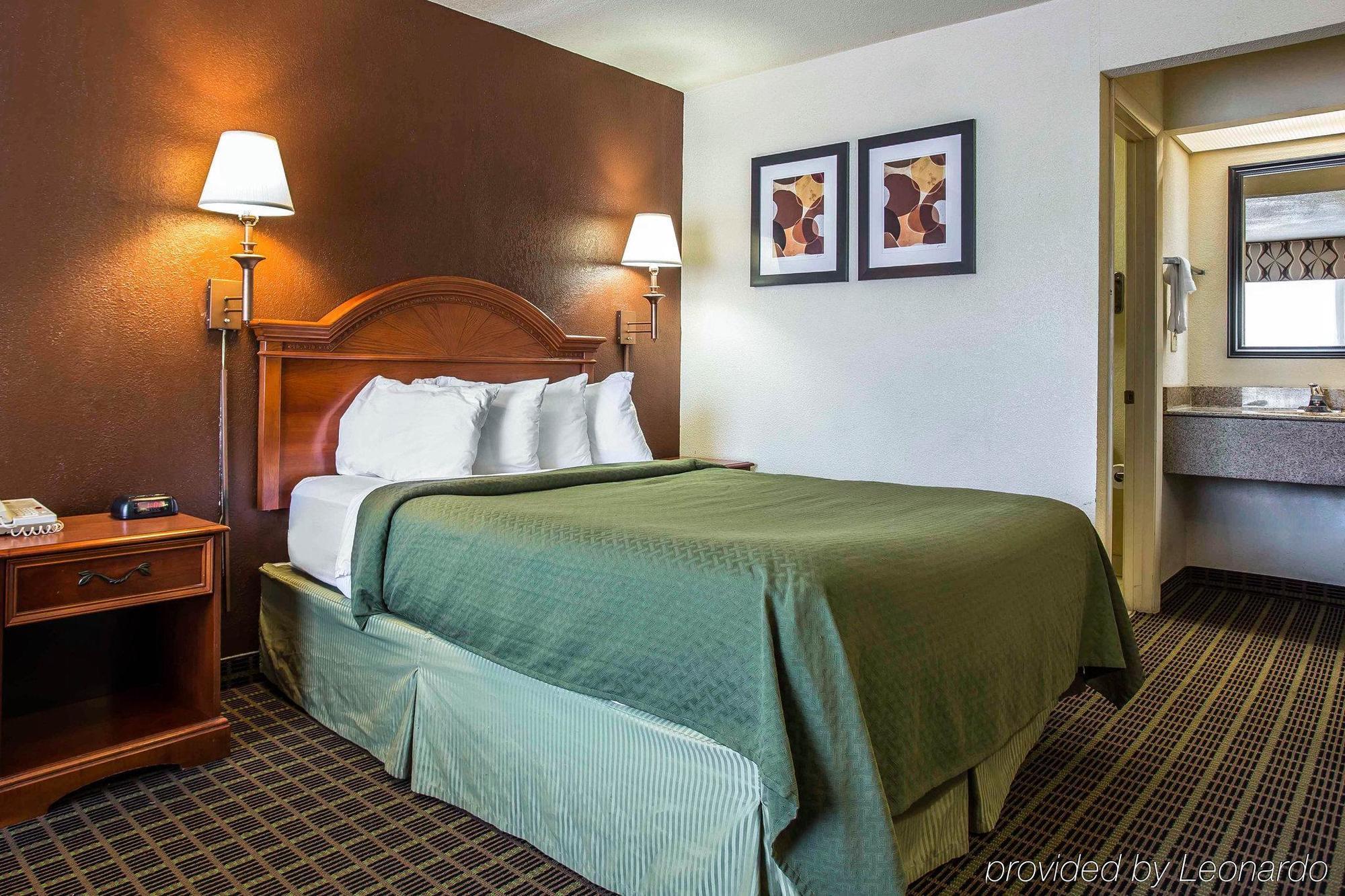 Quality Inn & Suites Orangeburg Zewnętrze zdjęcie