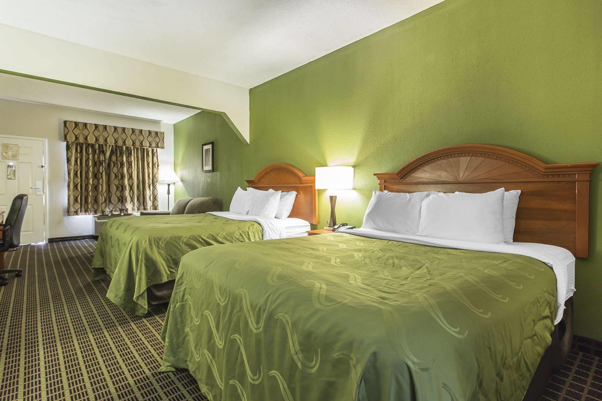 Quality Inn & Suites Orangeburg Zewnętrze zdjęcie